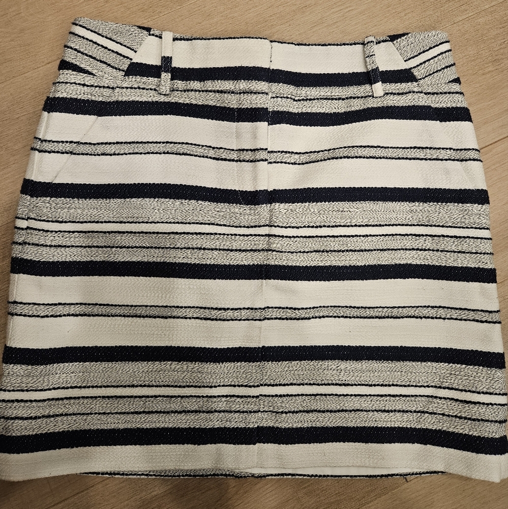 Loft sz 6 Wonens mini Skirt